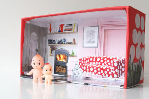 0113_indoor_shoeboxdollhouse
