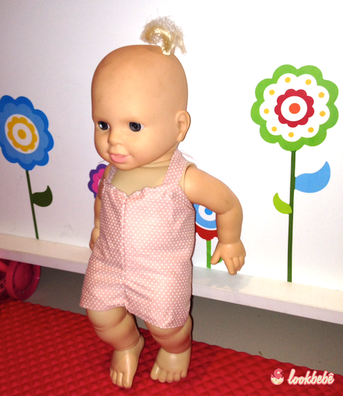 Brincando de boneca com a minha filha